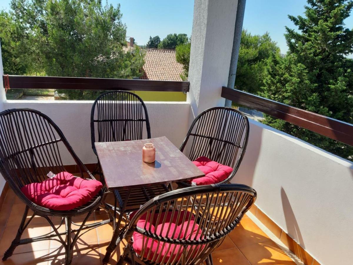 Apartman Igy Vinkuran Exterior photo